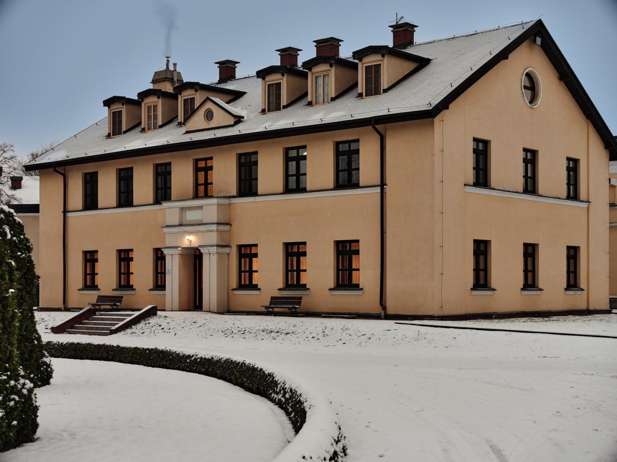 Palac Potockich W Bedlewie Hotell Bedlewo Eksteriør bilde